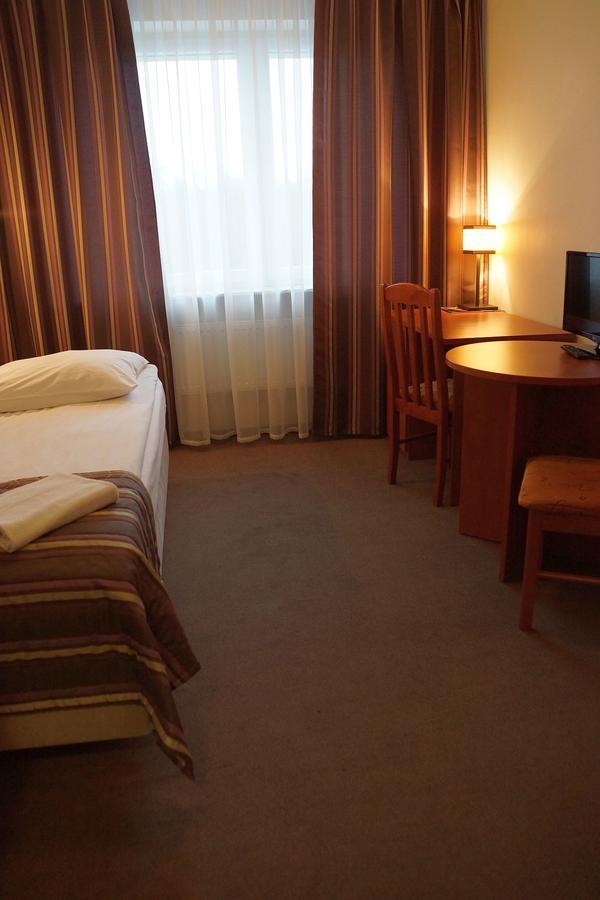 ביאליסטוק Hotel Bosir מראה חיצוני תמונה