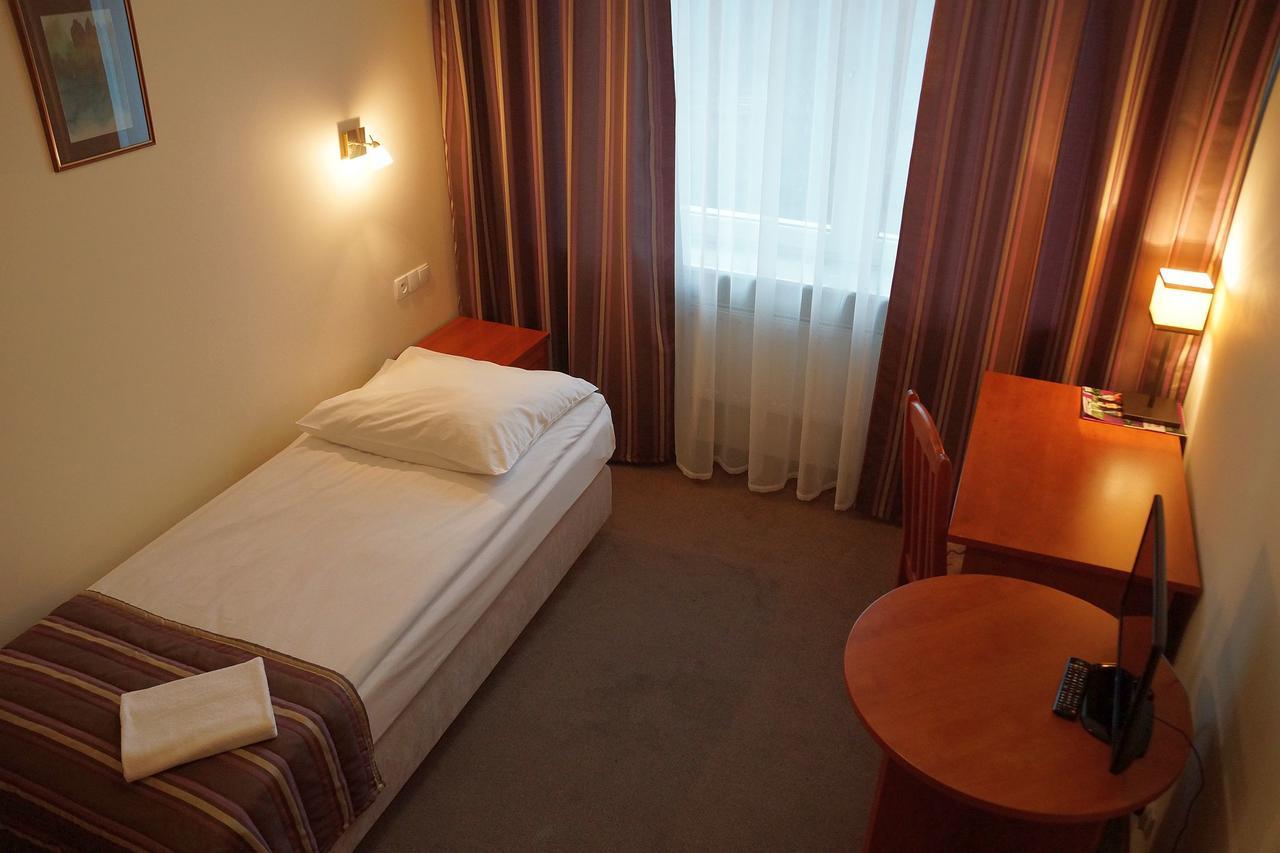 ביאליסטוק Hotel Bosir מראה חיצוני תמונה