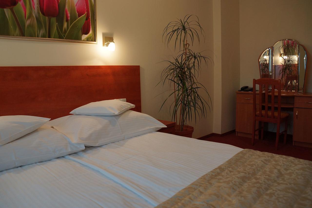 ביאליסטוק Hotel Bosir מראה חיצוני תמונה
