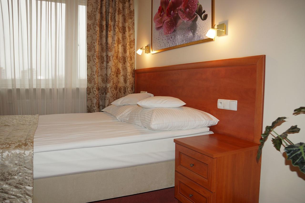 ביאליסטוק Hotel Bosir מראה חיצוני תמונה